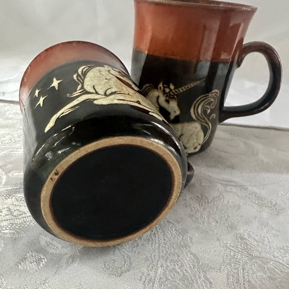 Set of 3 RARE vintage black and brown unicorn mugs - Picture 5 of 10